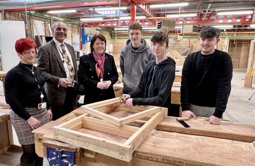 Maria Miller MP meets with BCoT students during apprenticeship week