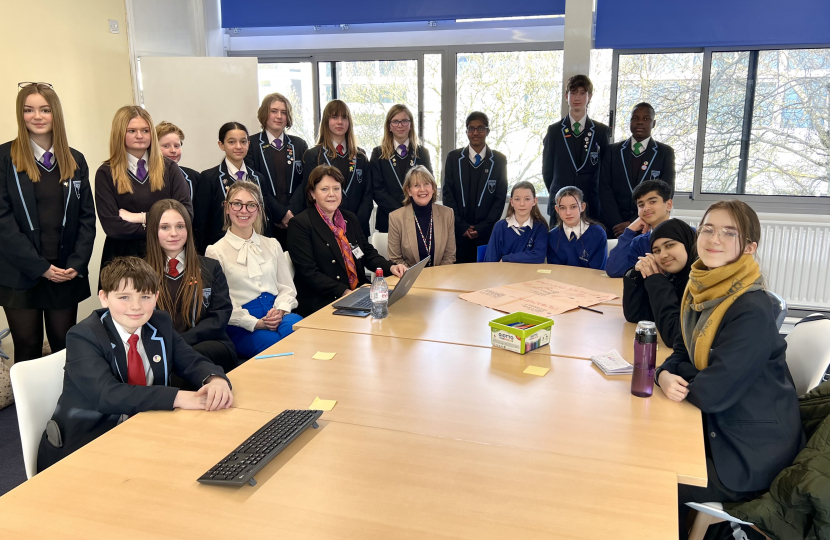 Maria Miller MP talks to Cranbourne school pupils about internet safety